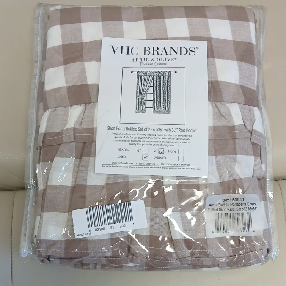 April & Olive Tan and White Checkered Wallpaper